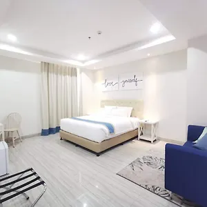 2* Отель Hampton